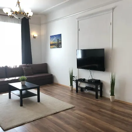 Of Eleven Apartment Budapest