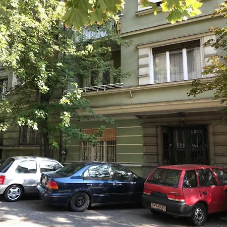 Of Eleven Apartment *