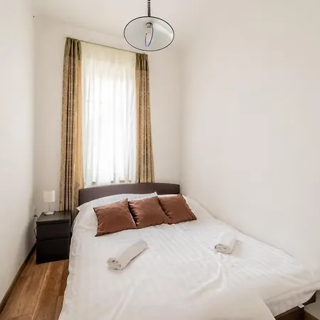 Apartment Of Eleven Budapest